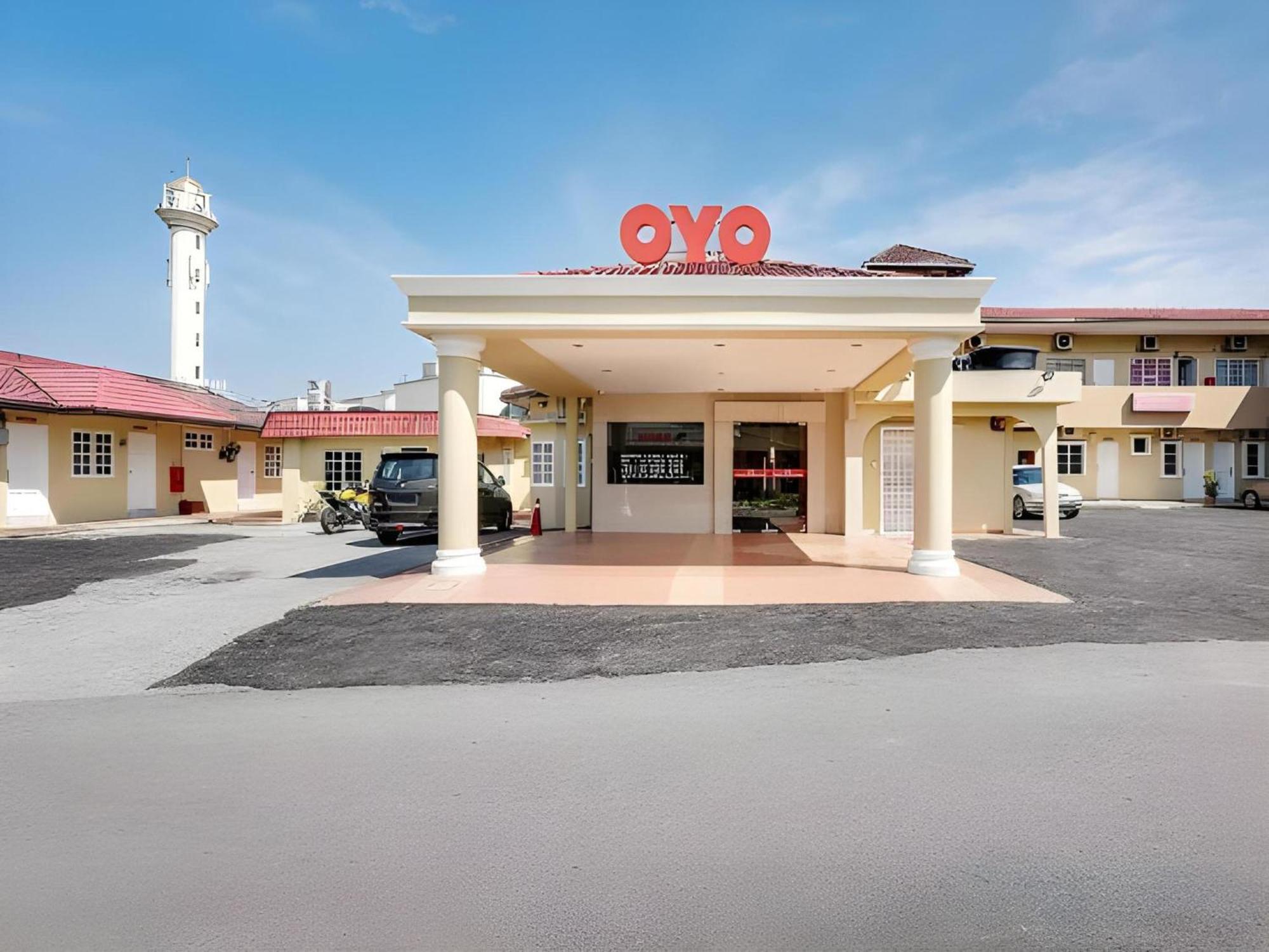 Oyo 44094 Bangi Lanai Hotel Exterior photo